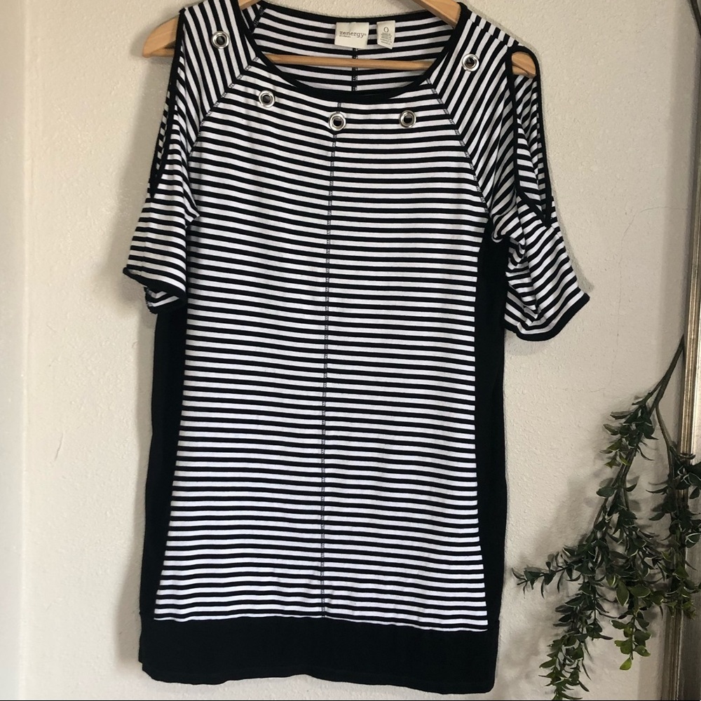 Zenergy by Chicos Stripes blouse